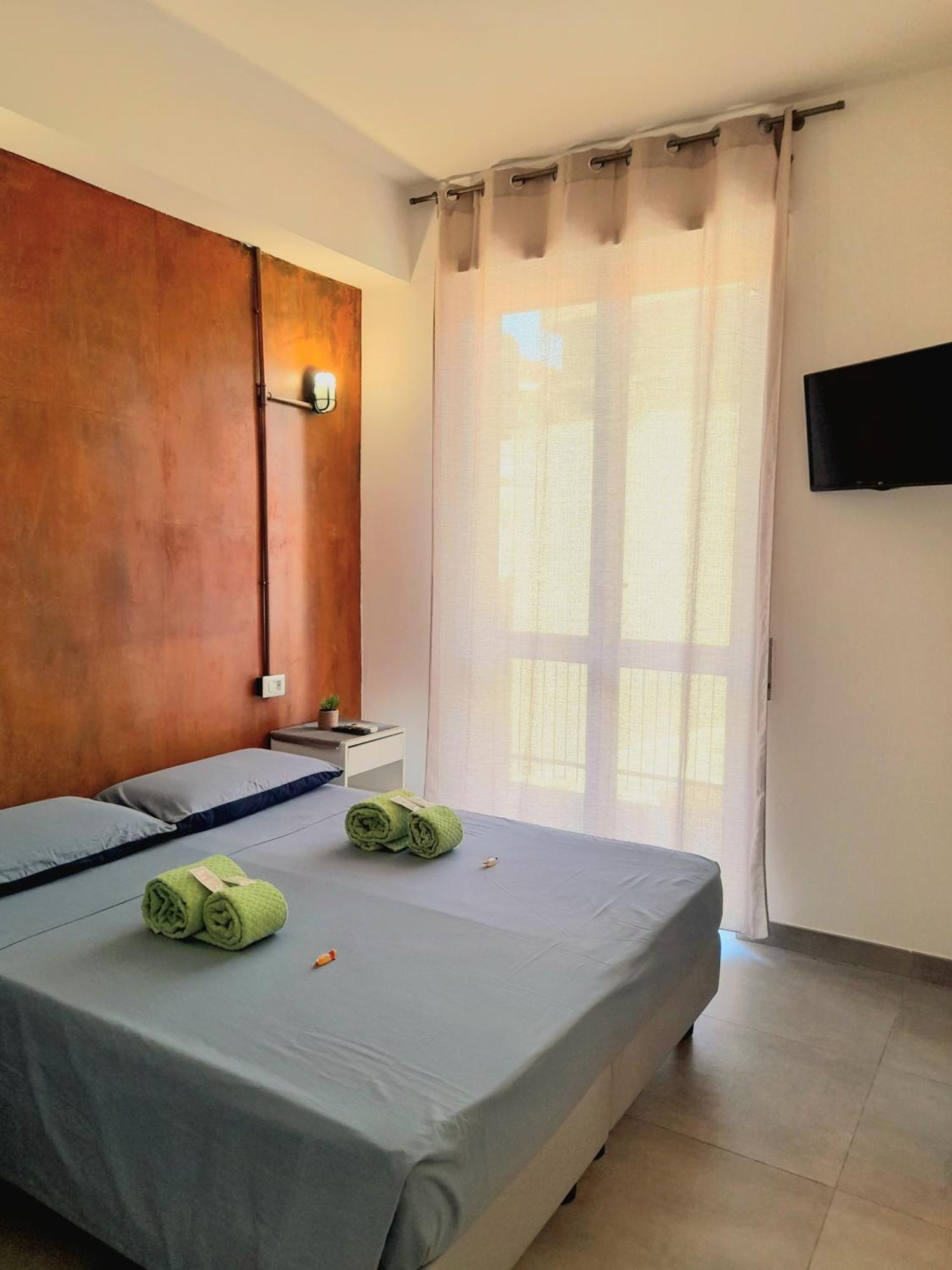 Guest house -l' Oasi Del Turista, 1- Station Milan