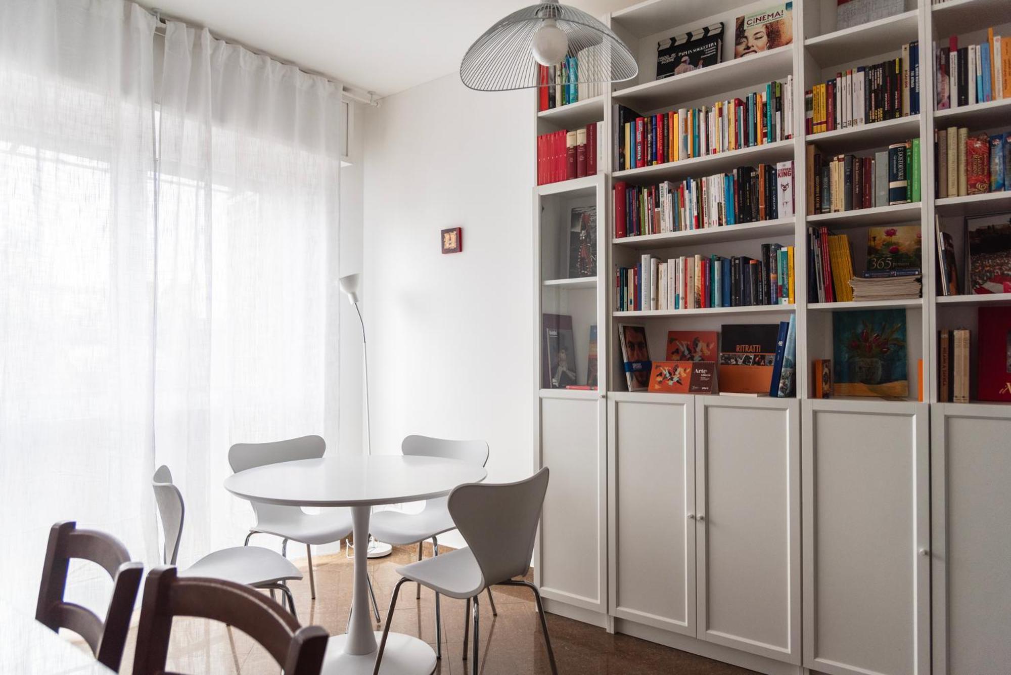 Youhosty - Paul Valery Bis Apartment