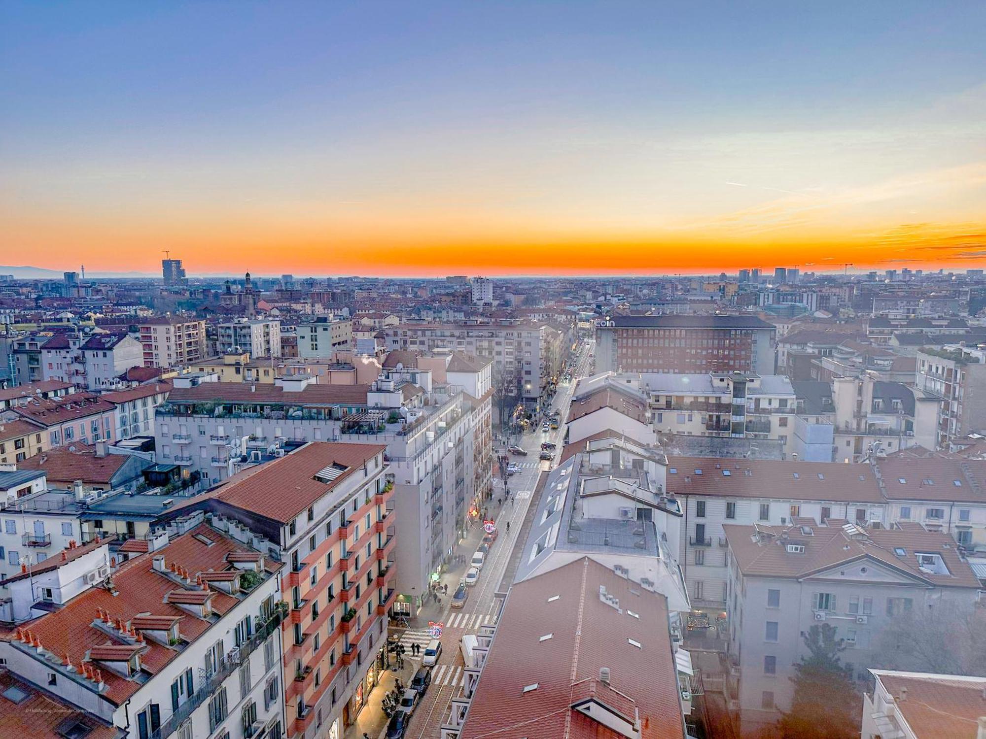 Ariberto Panoramica - 13 Piano - 8 Min Da Duomo Appartamento