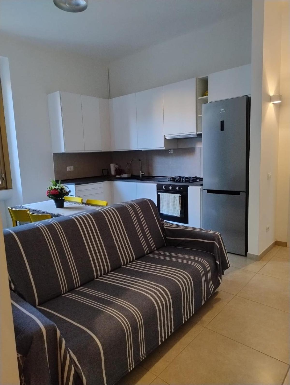 Appartamento Renovated Near Metro And Station - Laurana