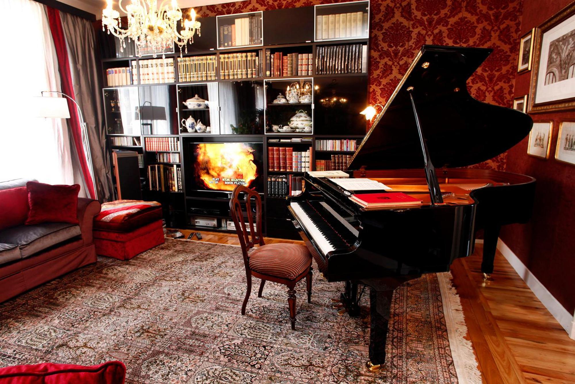 Luxury In Art Nouveau Building Next To Metro Station