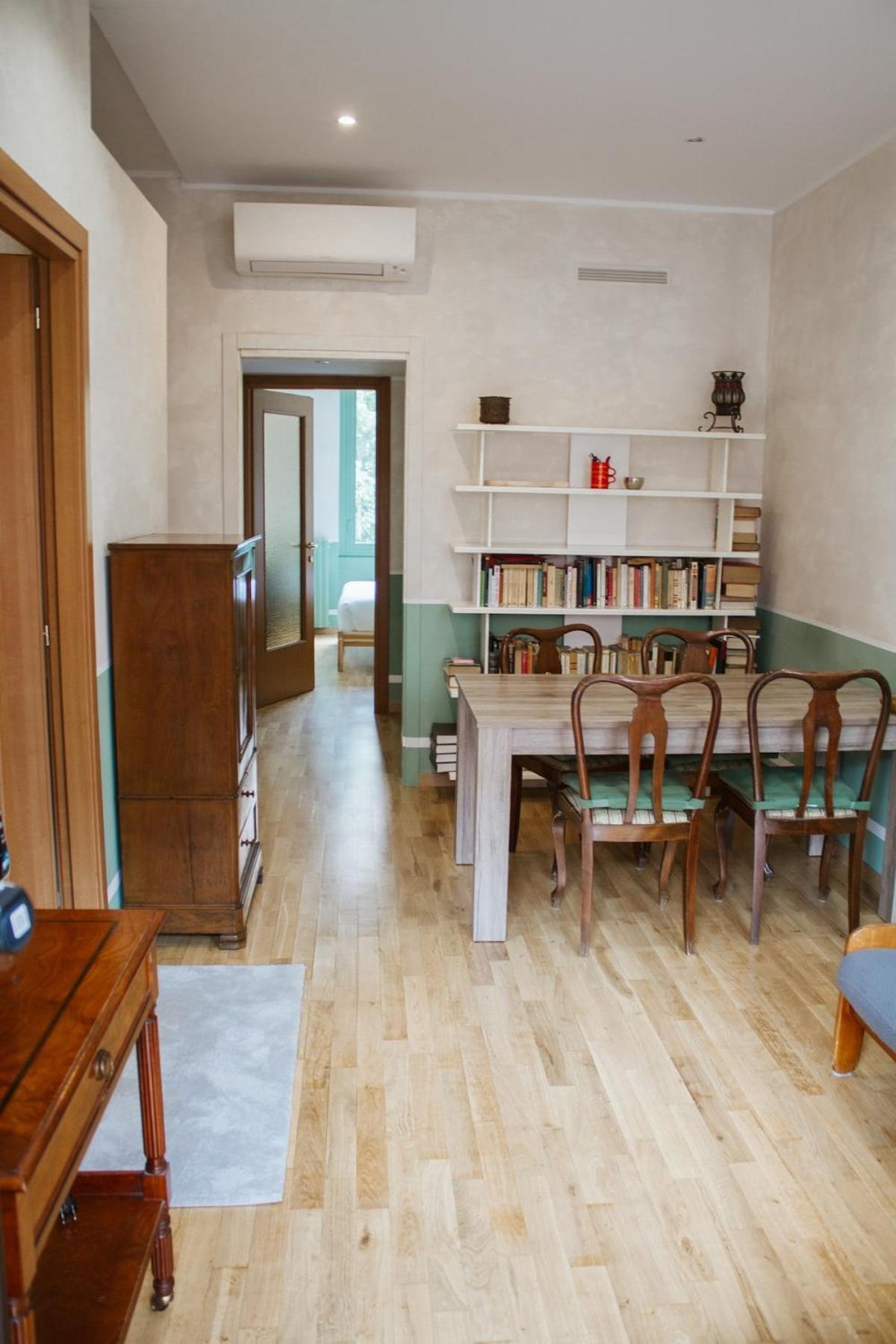 New Apt 10 Minutes Duomo Lejlighed *