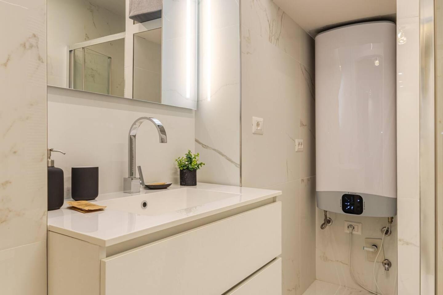 Luxury Flat 2min Sansiro Stadium Appartamento *