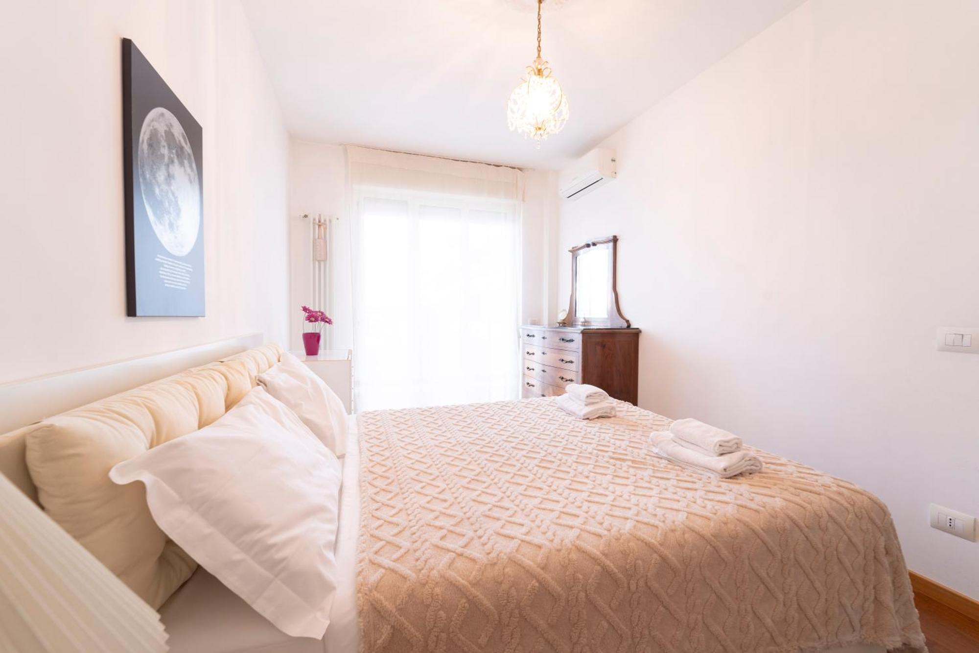 I Host - Adamello 8 Appartamento Milano