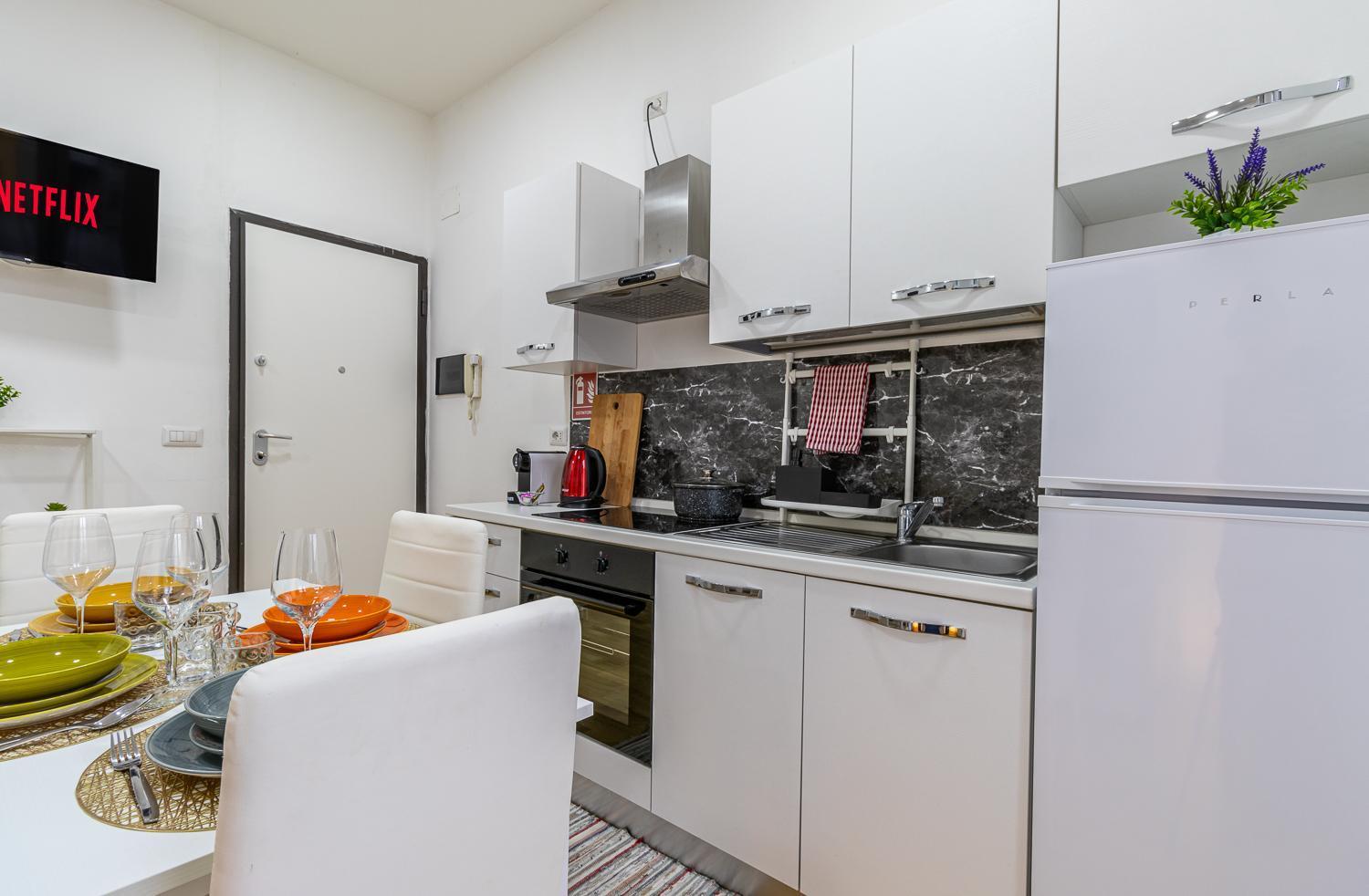 Apartment - Parking Nearby And Free Wifi *