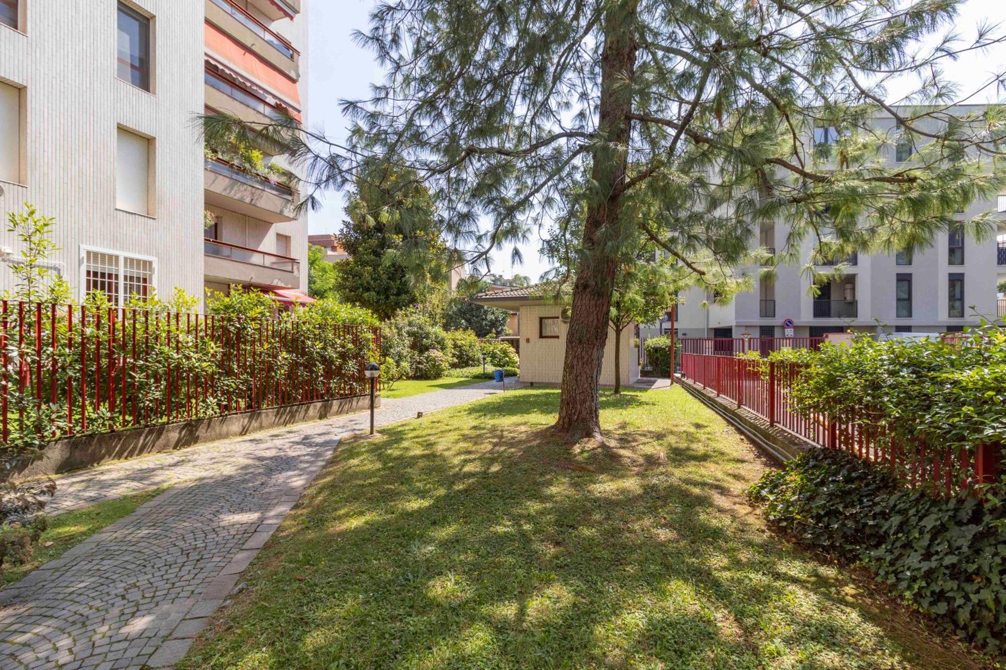 Bright House - Carozzi Mailand