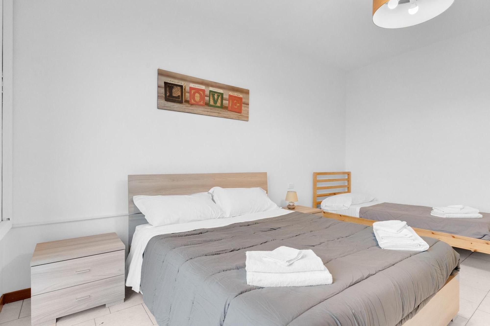 Fute182 -bicocca- Easy House Appartamento