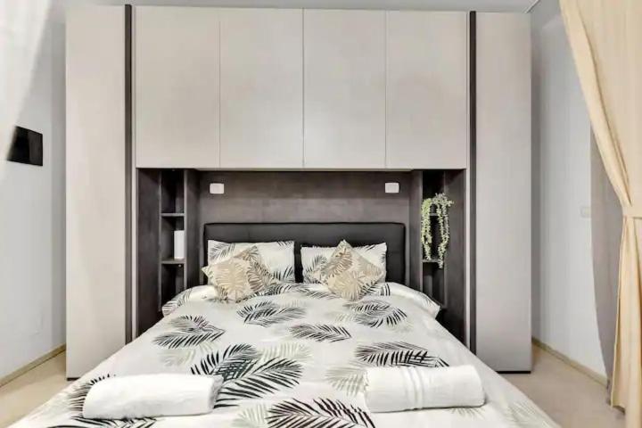 10 Min From Linate-private Garage Appartamento Milano