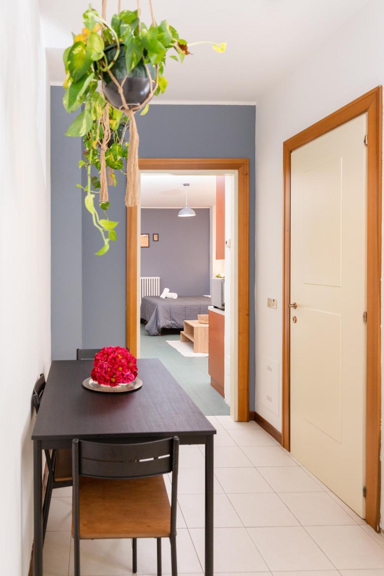 Navigli Cozy Corner Apartment Mailand