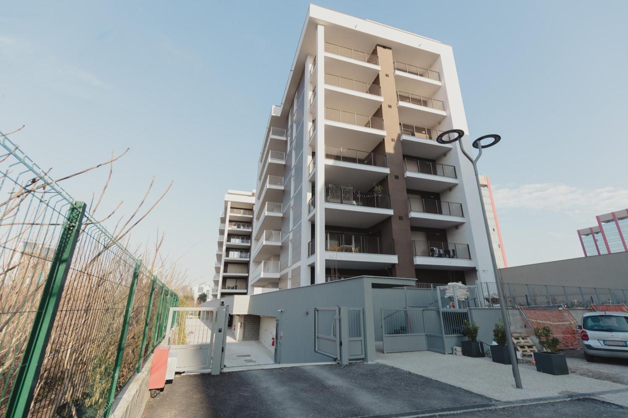 Gohost - Modern And Bright With Terrace And Balcony Leilighet
