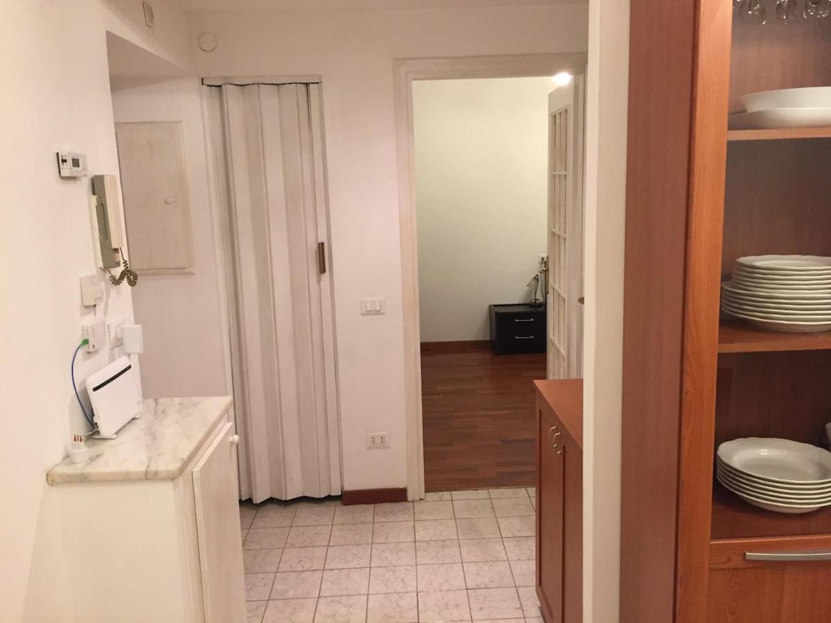 Lejlighed Natalia's 2-rooms Cozy Flat, Only 10 Min To Duomo Milano