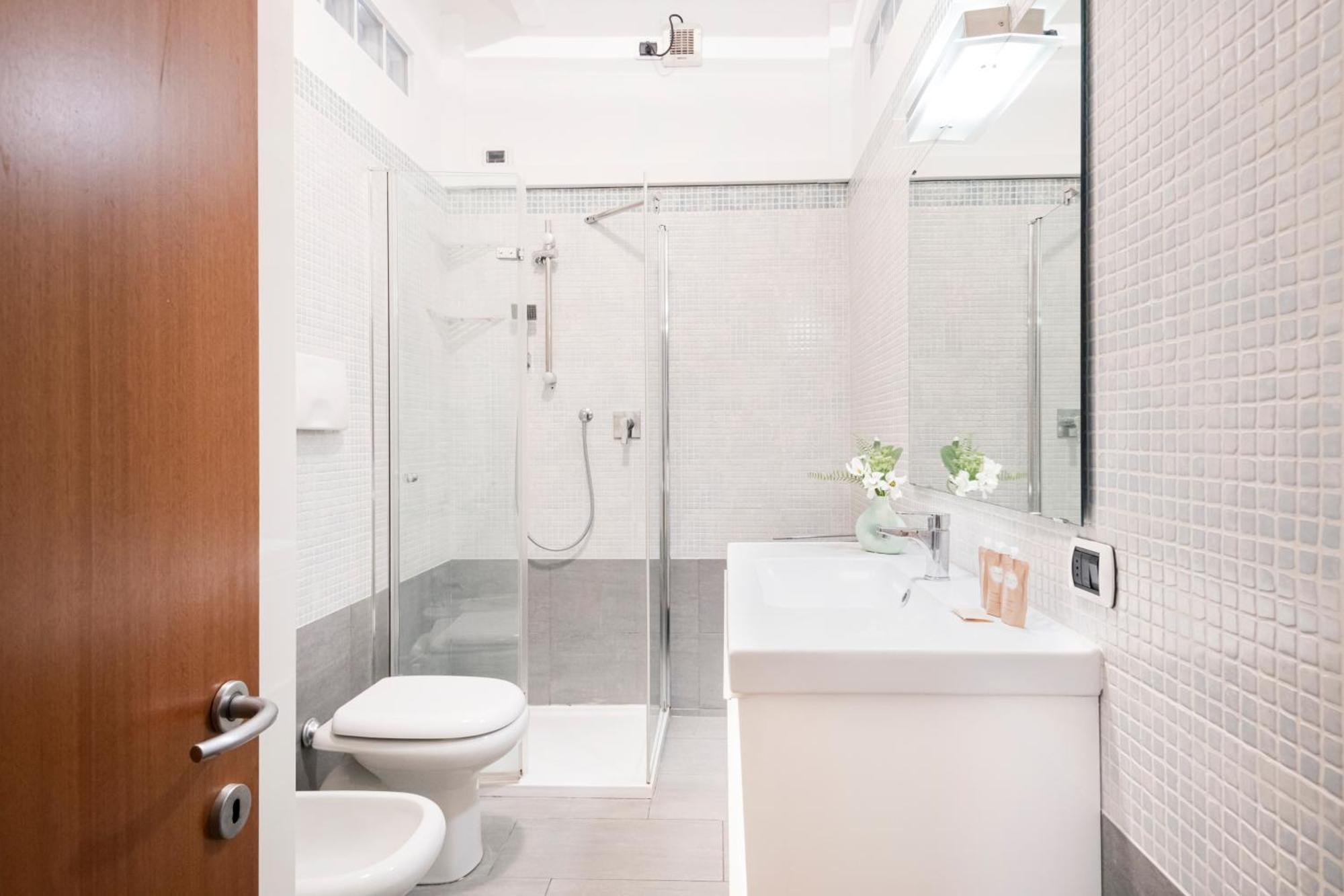 Easylife - Rilassati Nel Calore Di Un Confortevole Trilocale Nel Cuore Di Porta Venezia Milan