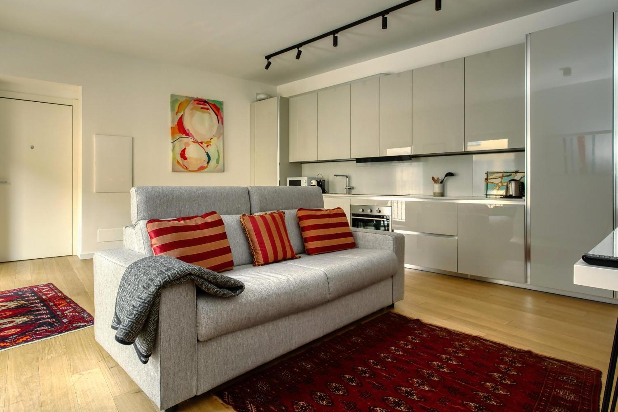 Domusmi Petrella 4 Apartment