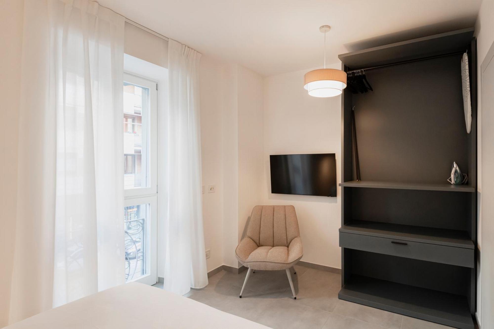 Relstay - De Angeli * Milan