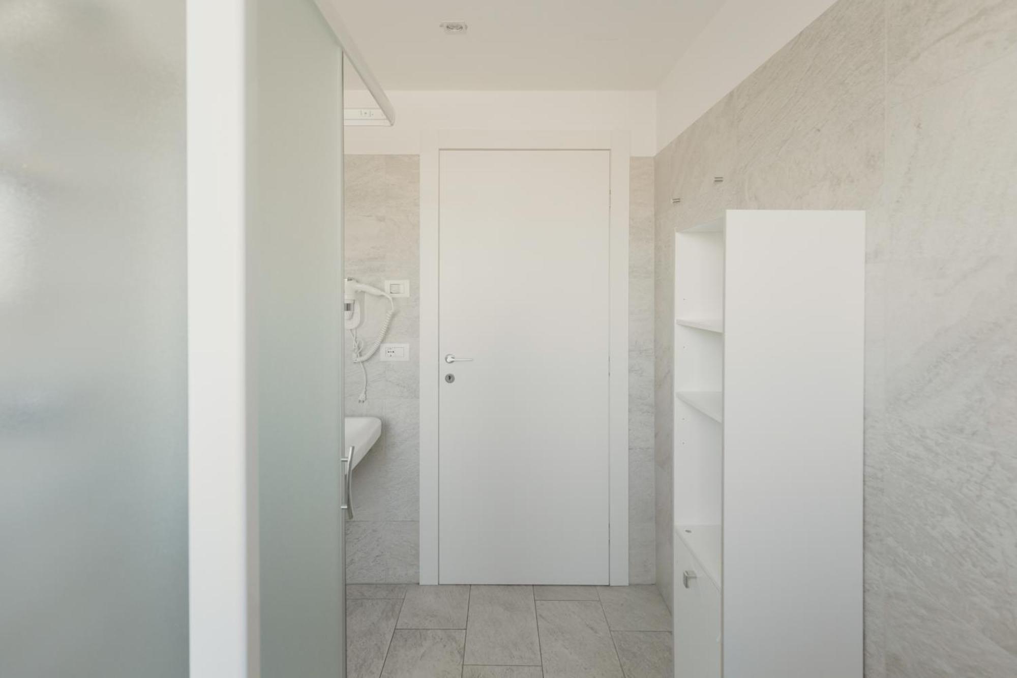 Gohost - Modern With Private Terrace Near Duomo * Mailand