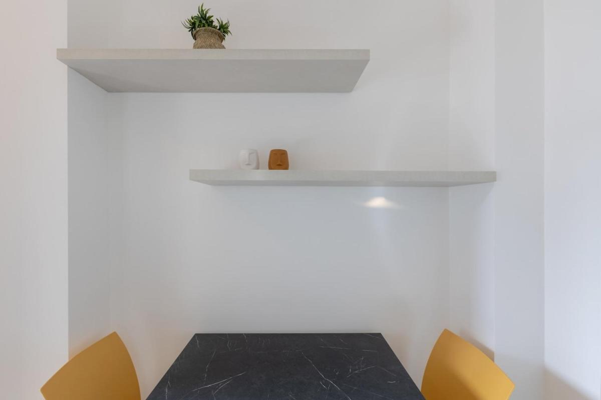 Appartamento Modern 2 Bedrooms Tortona Via Savona - Mirable Pm *