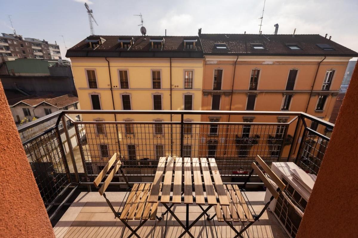 Appartamento Modern 2 Bedrooms Tortona Via Savona - Mirable Pm *