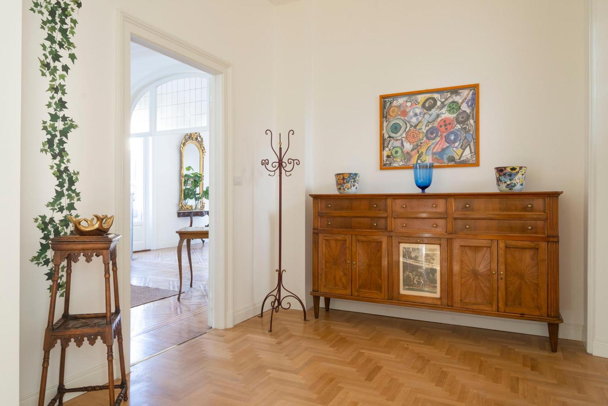 Apartment Navigli Harmony Flat, Beautiful & Bright Apartment, 3 Bdr Milan