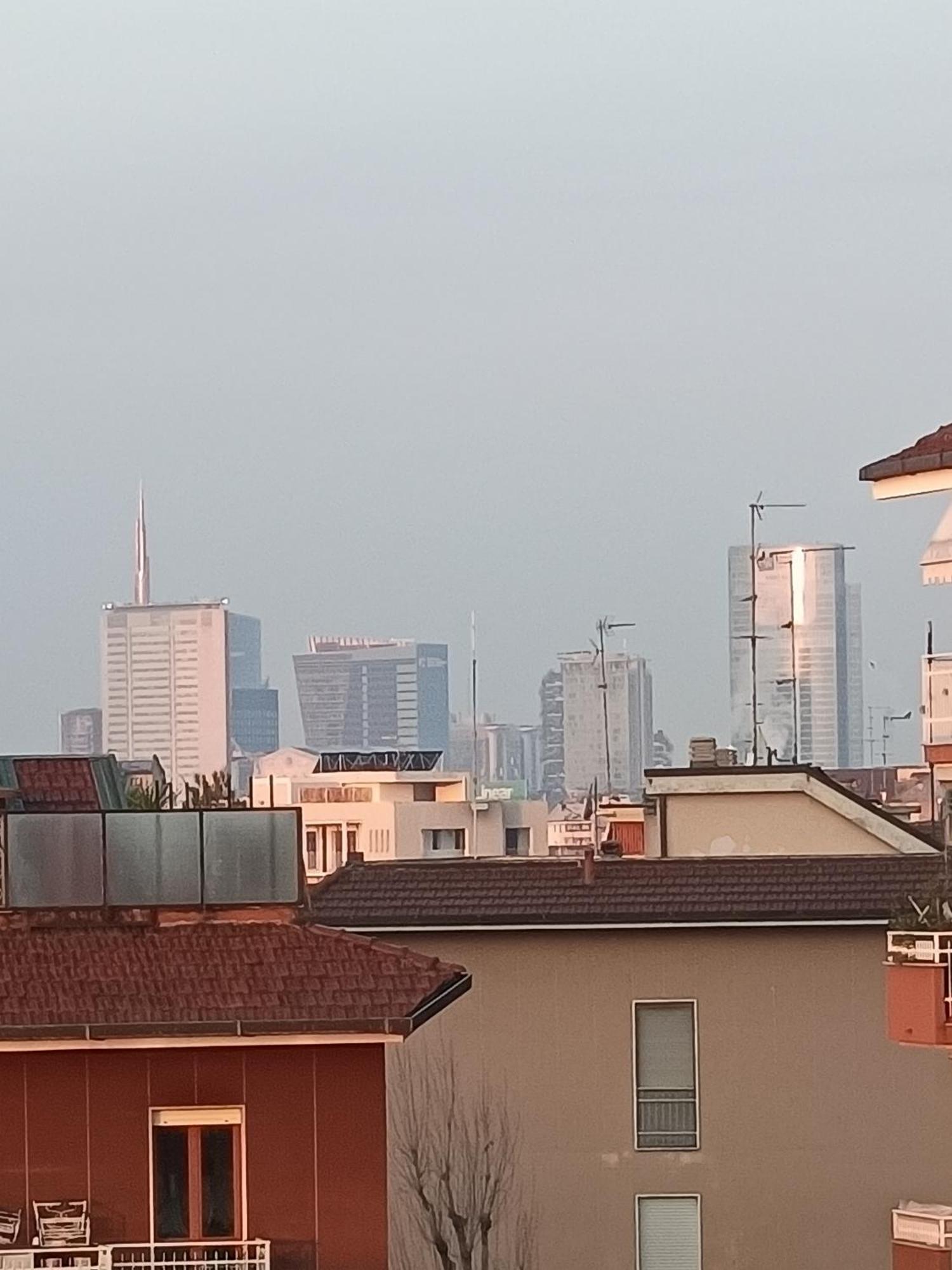 Sky View With Swimming Pool, Ac, Wifi, M2 * Milano