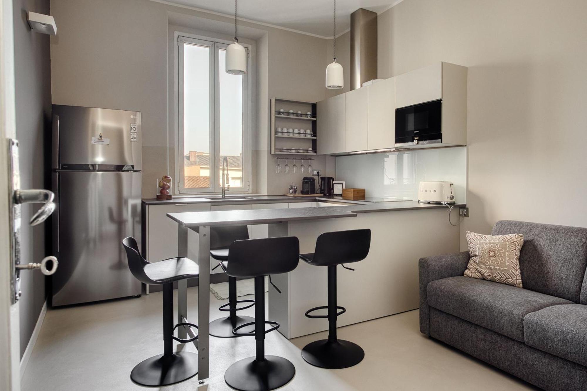 Navigli, 90 Square Meters, Free Parking Ripa Ticinese Lejlighed *