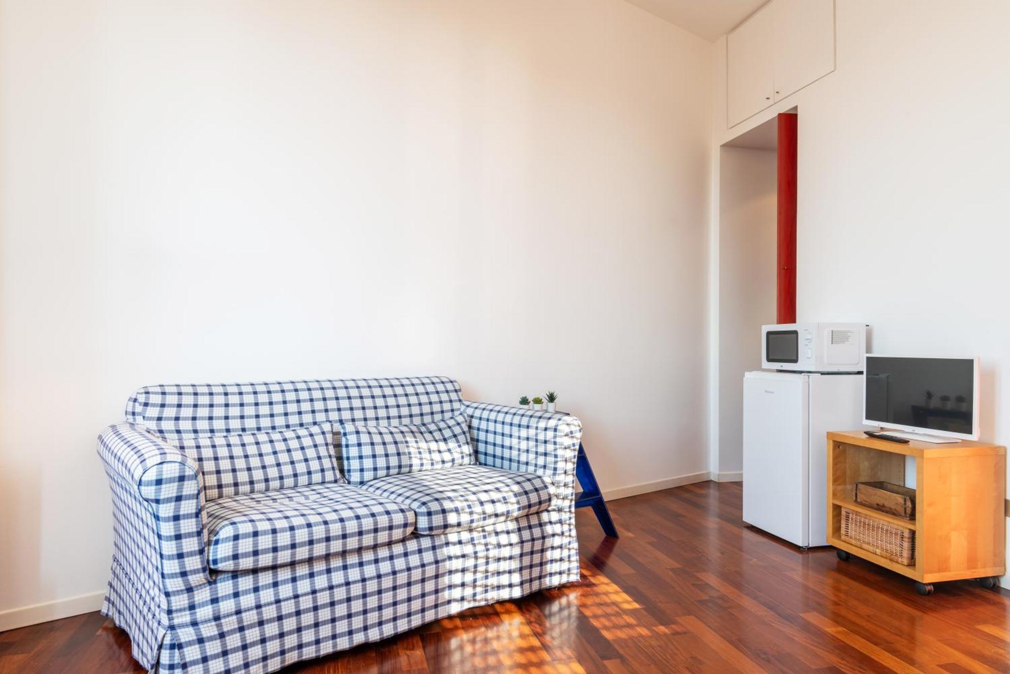 Giulio Flexyrent Apartment