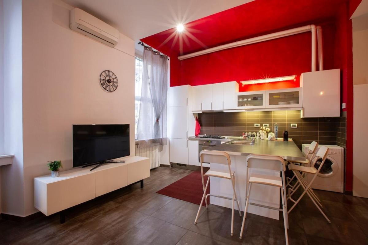 Modern Open Space Industrial-area Certosa Appartamento