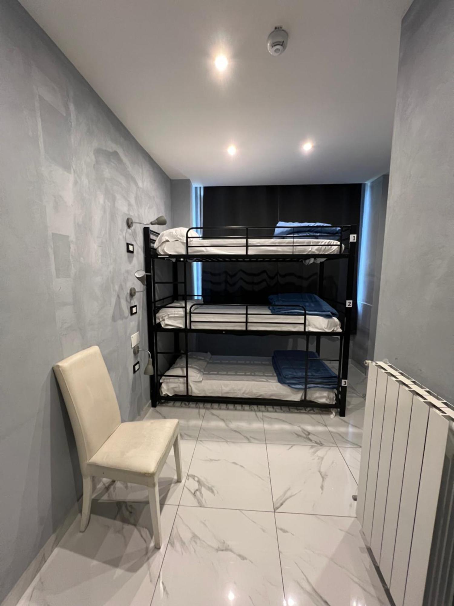 Hostel Lion & Youth Milan