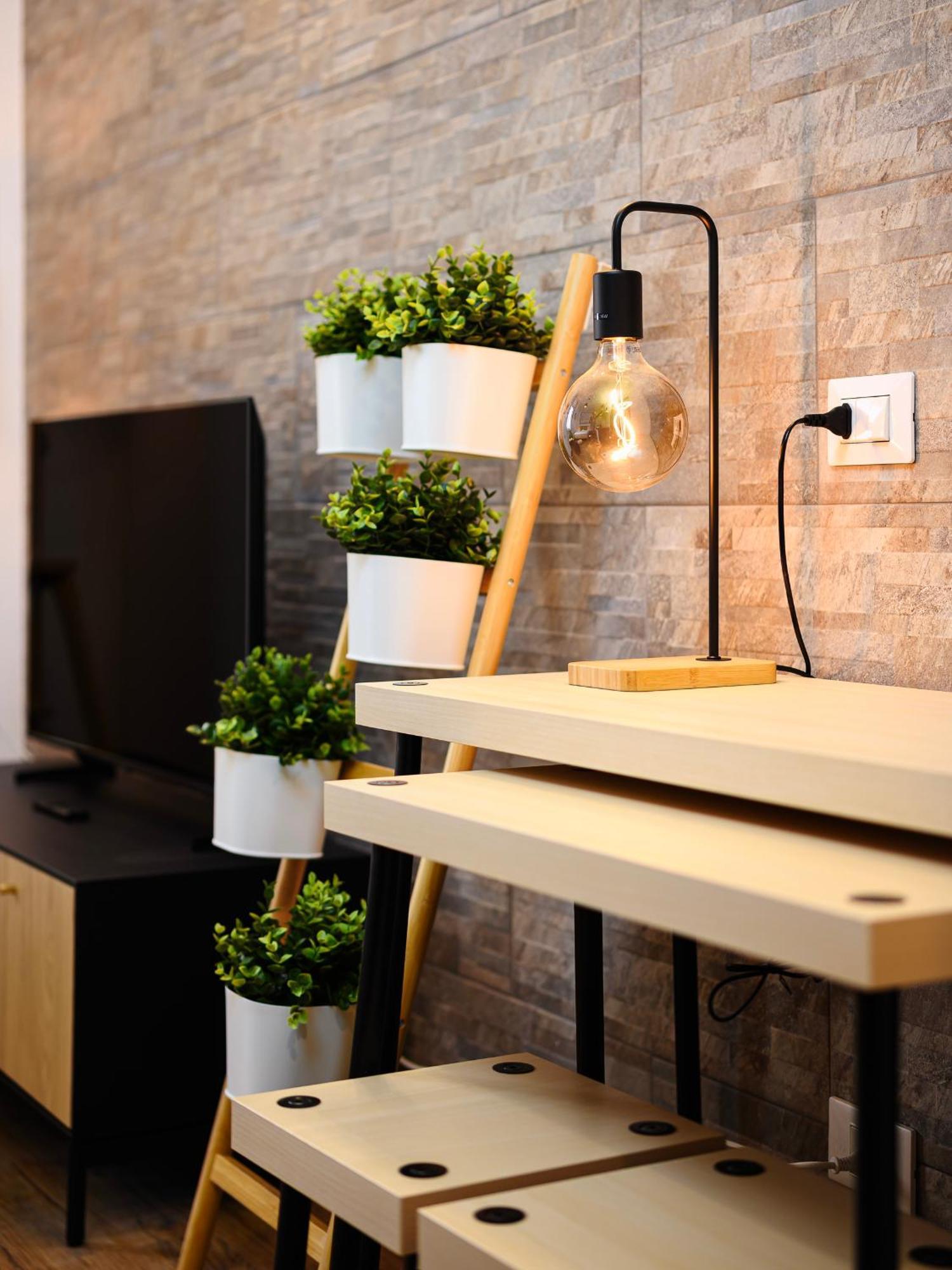 Insubria 8-6 - Monolocale Cool * Milaan