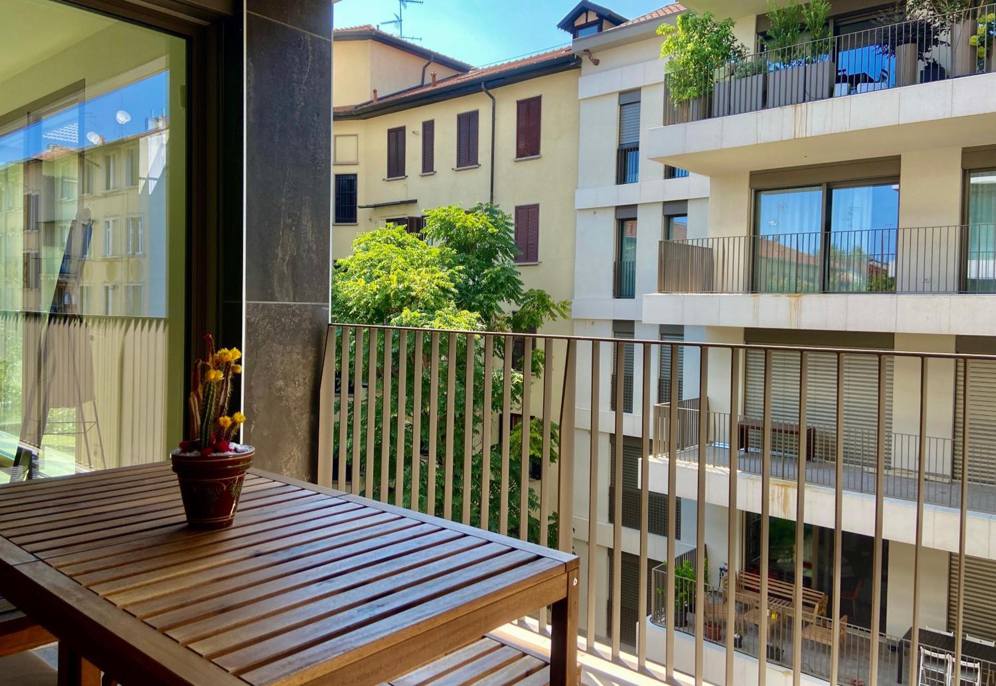 Modern With - Gym And Pool Appartamento