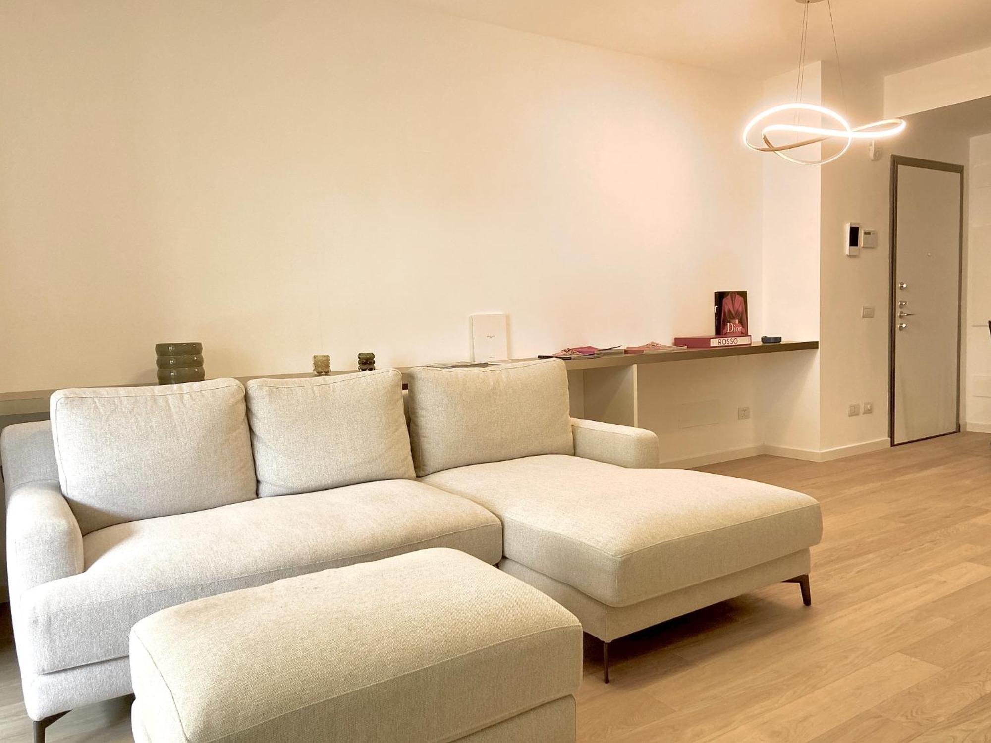 Modern With - Gym And Pool Milano