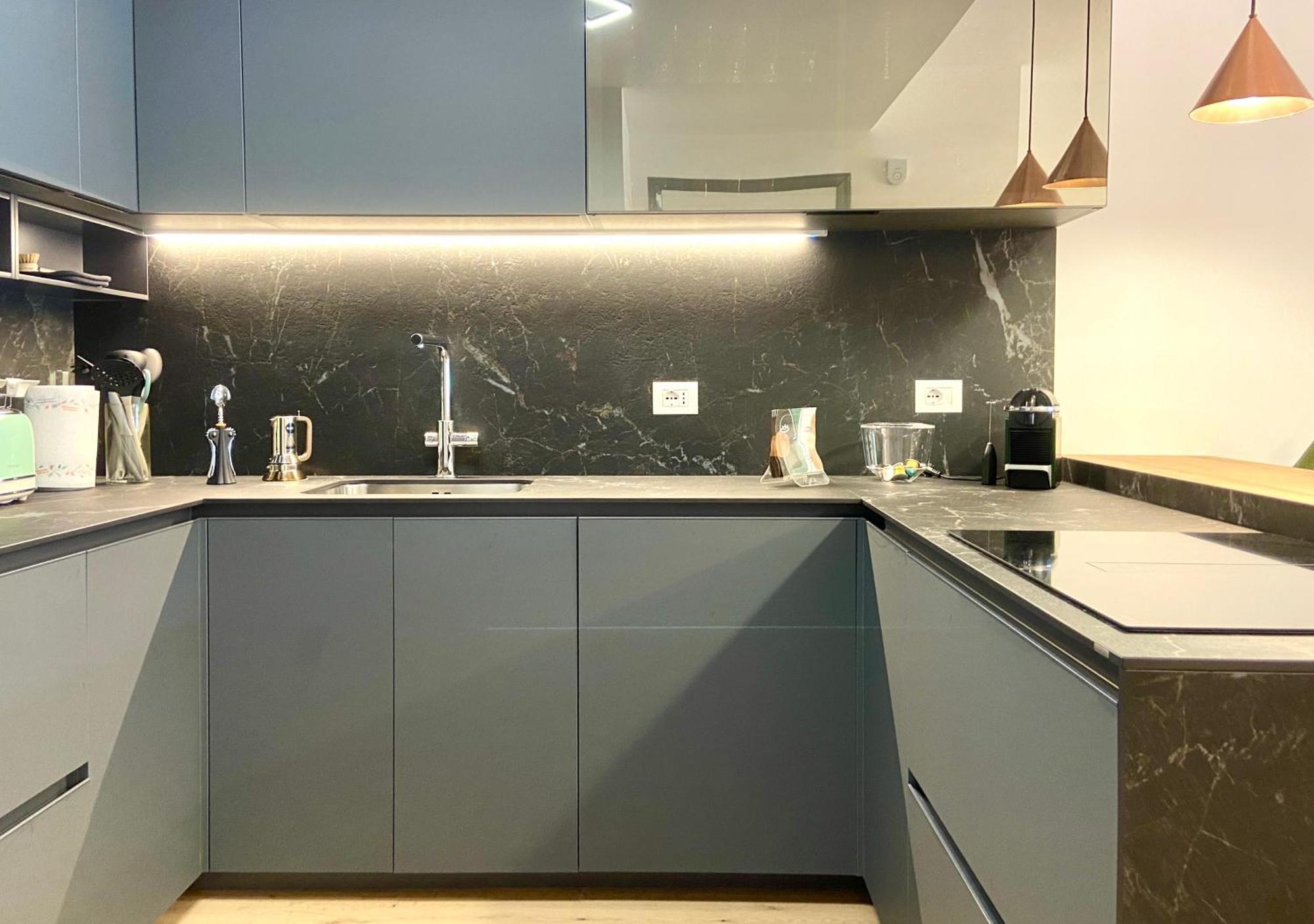 Modern With - Gym And Pool Appartamento