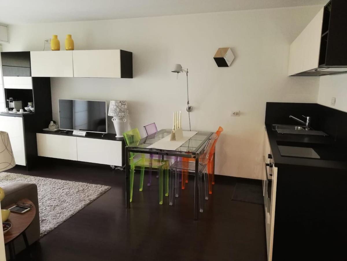 Appartamento Delightful Two-room In Brera Milano