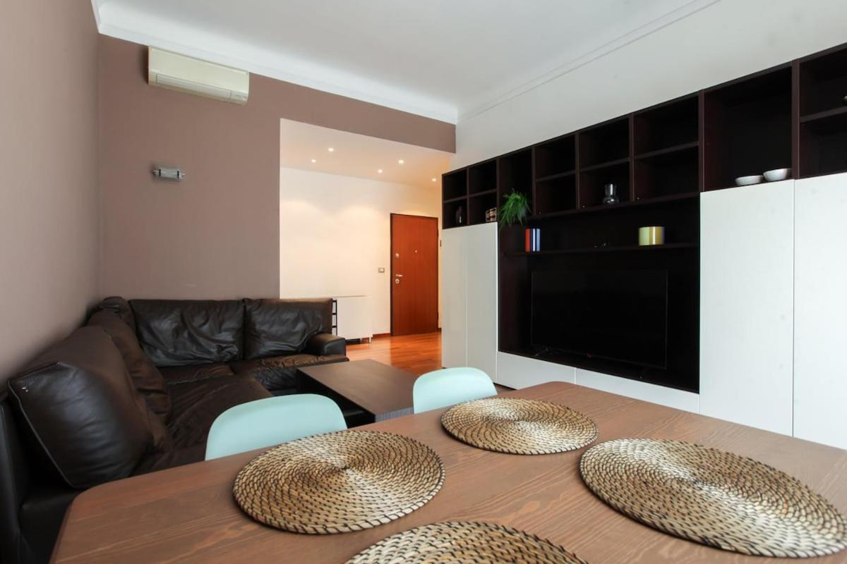 Apartment Elegante E Ampio In Zona Moscova *