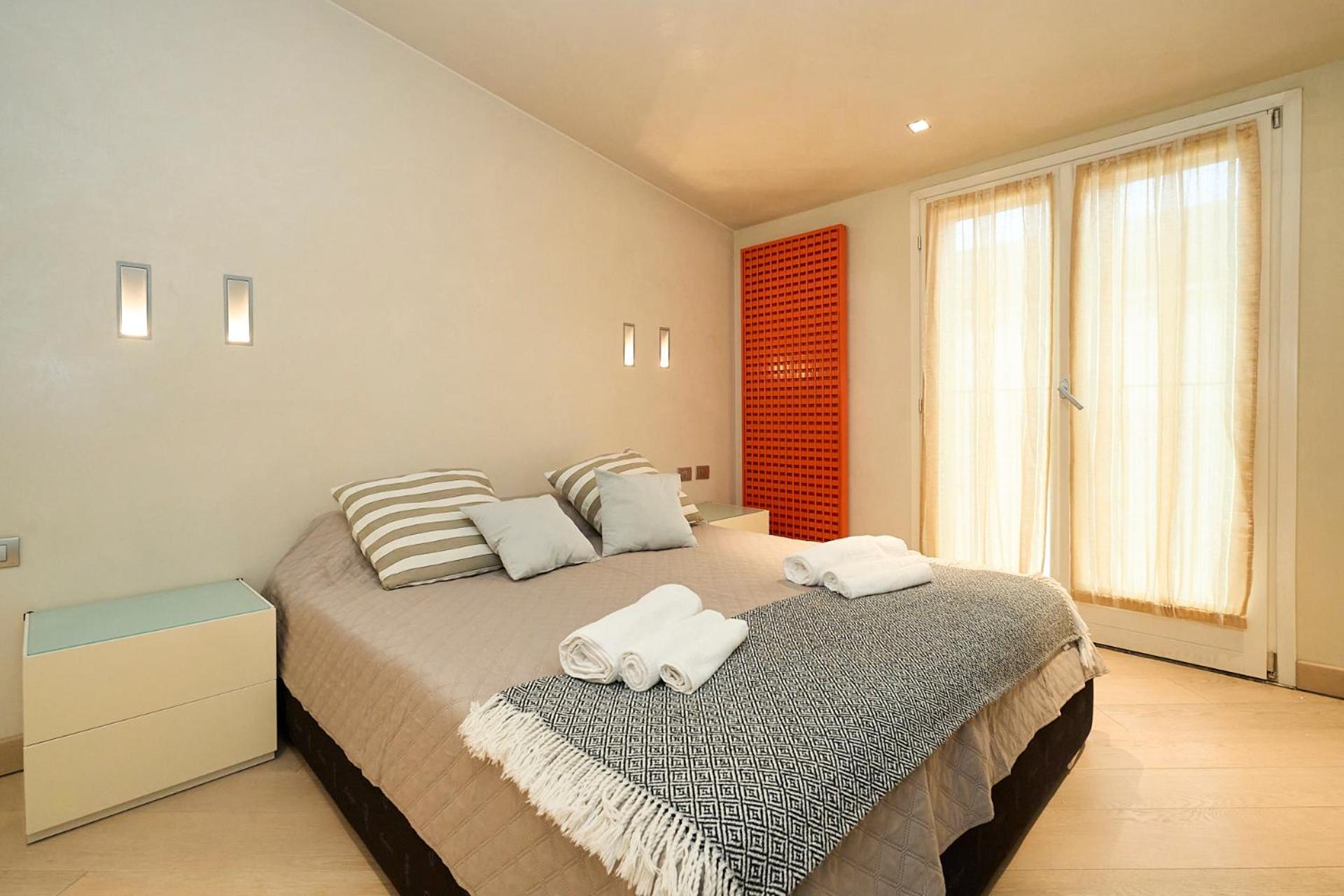 Luxury House - 2 Minutes Walk From Station Appartamento Milano