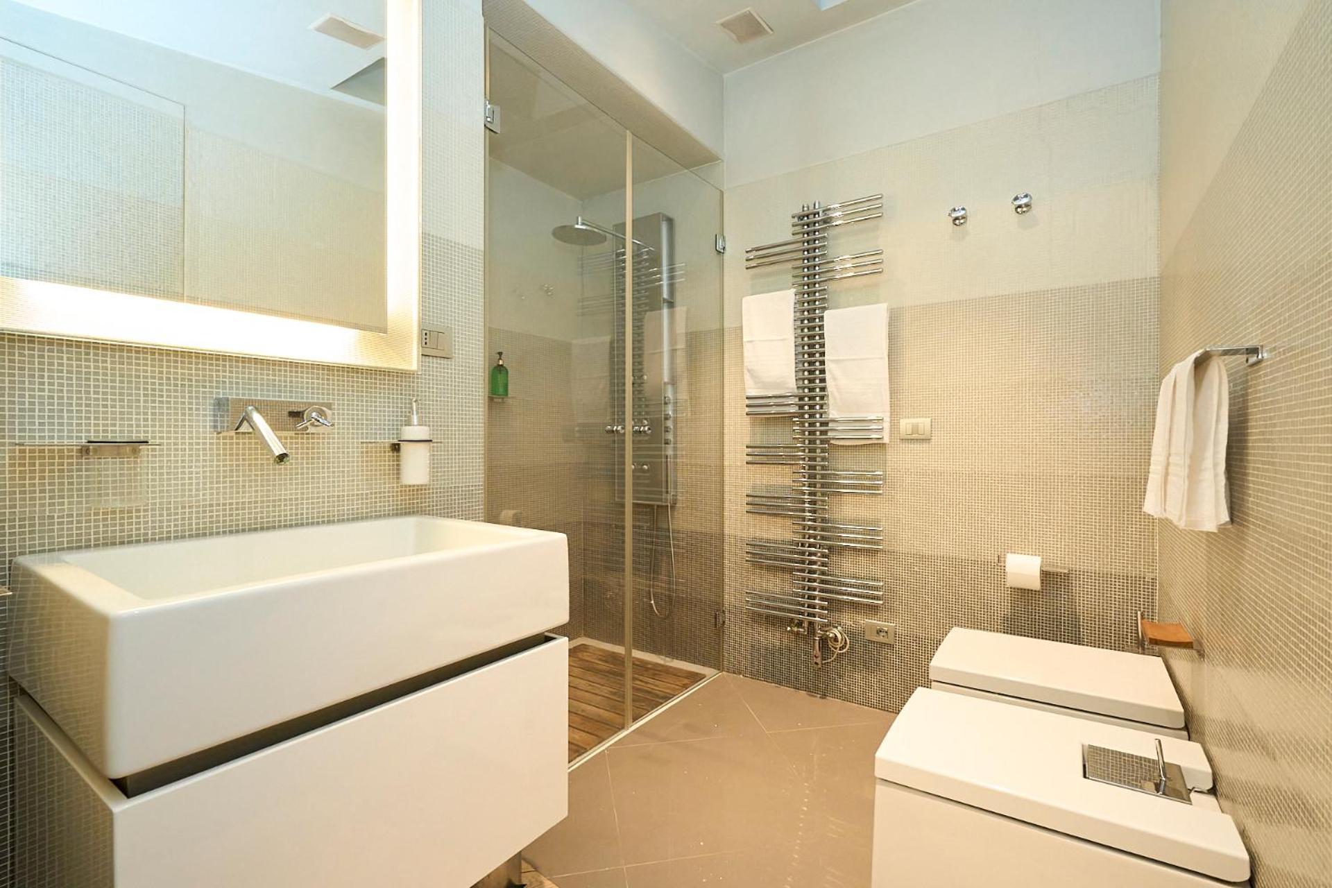 Luxury House - 2 Minutes Walk From Station Appartamento