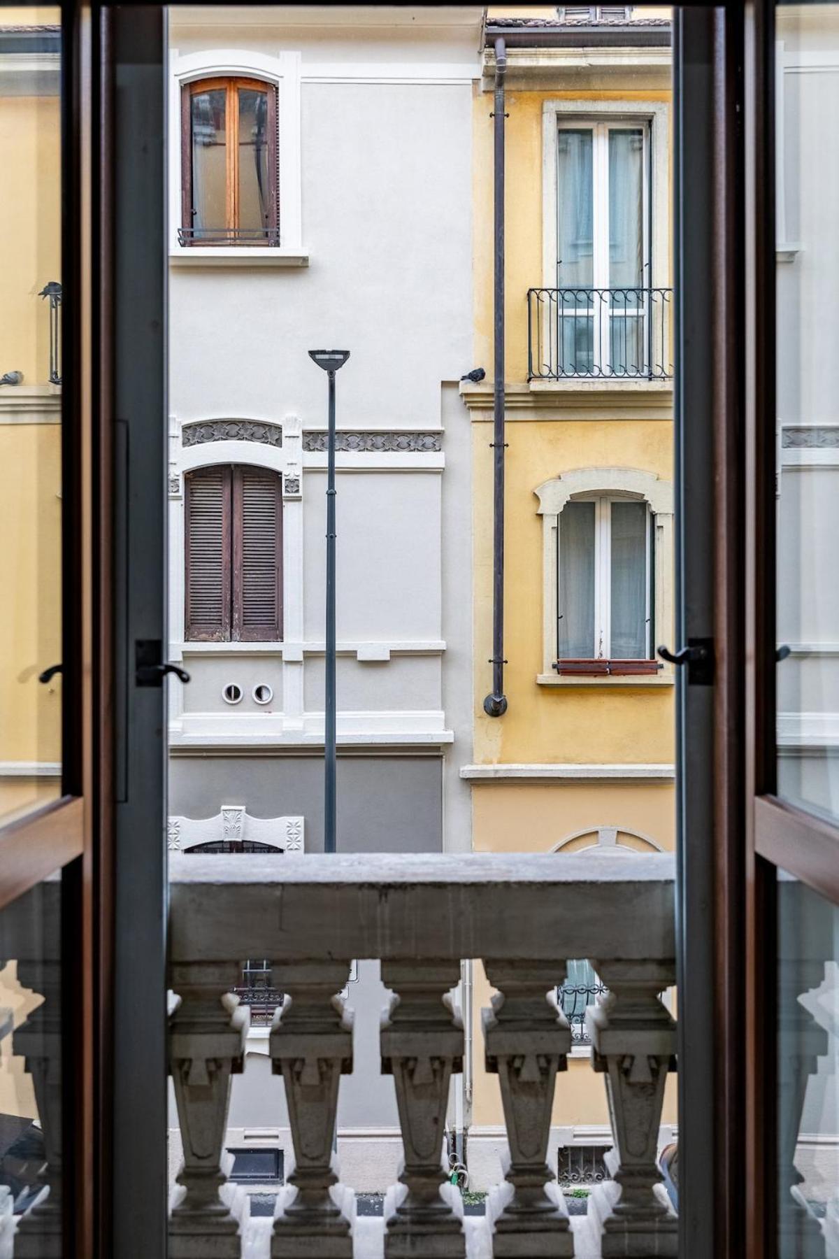 888 - 100mt M1 Pasteur Appartement