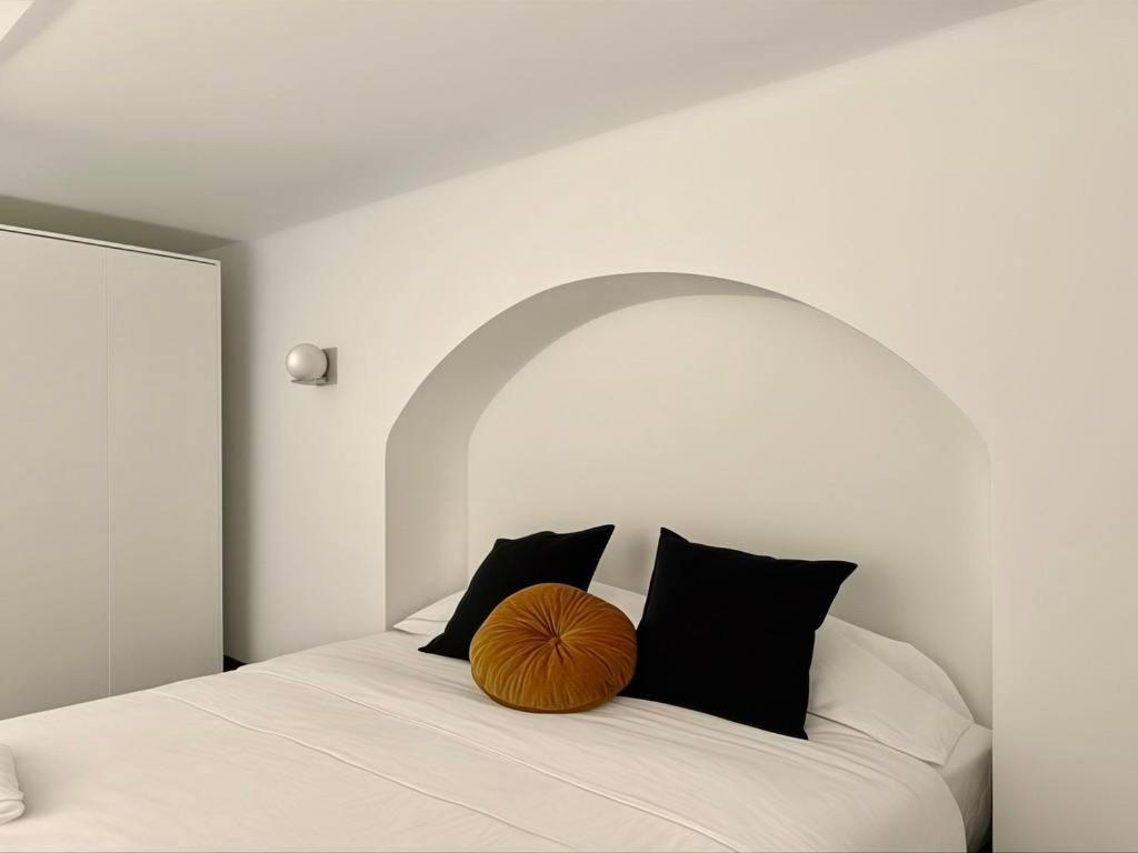 Homeby, Loft Cicco Urban Elegance In Milan