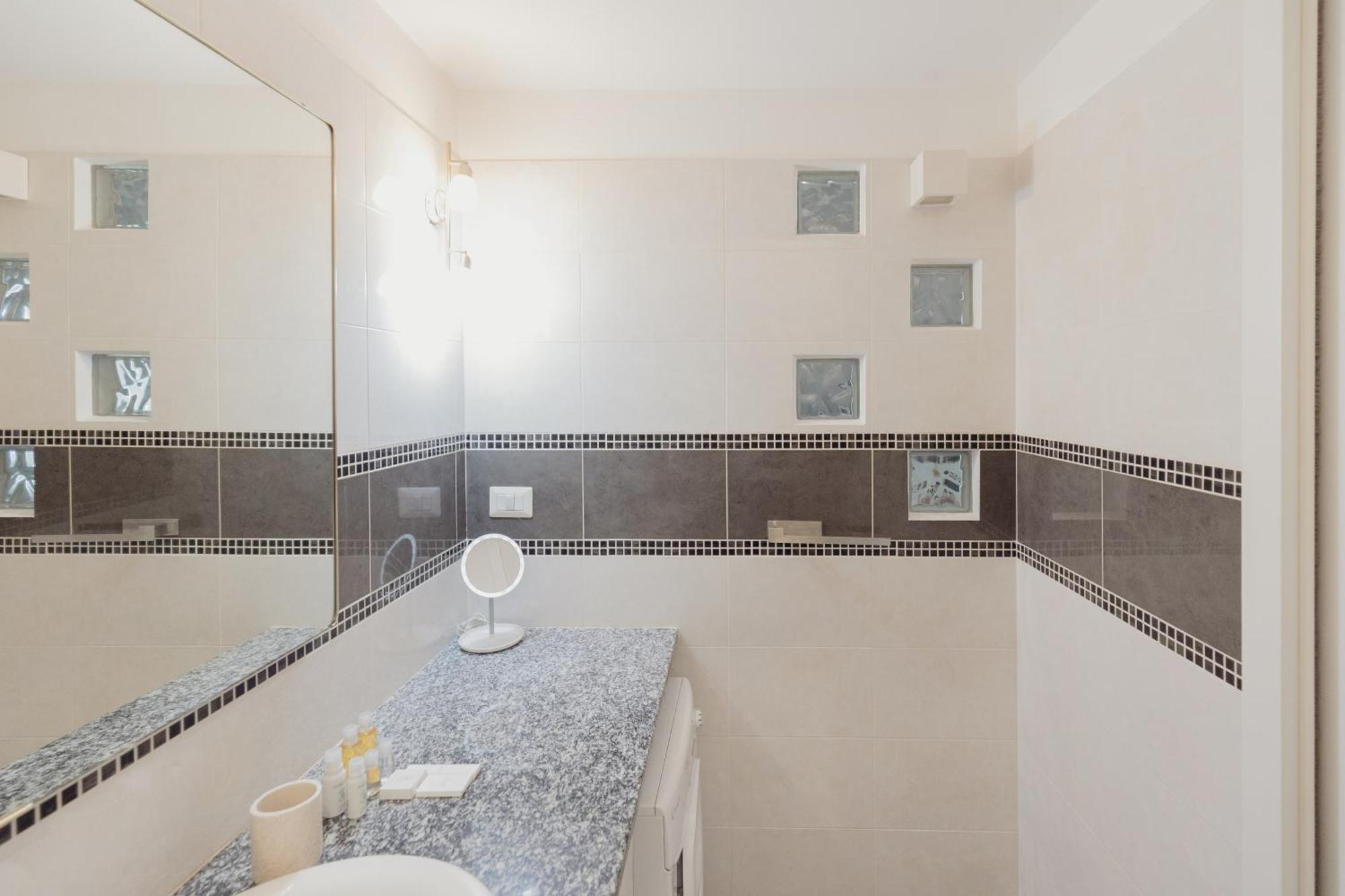 Gohost - Elegante E Luminoso A Due Passi Dal Duomo Apartment *