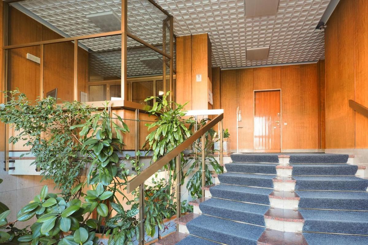Quiet One Bedroom Near Tortona District Appartamento *