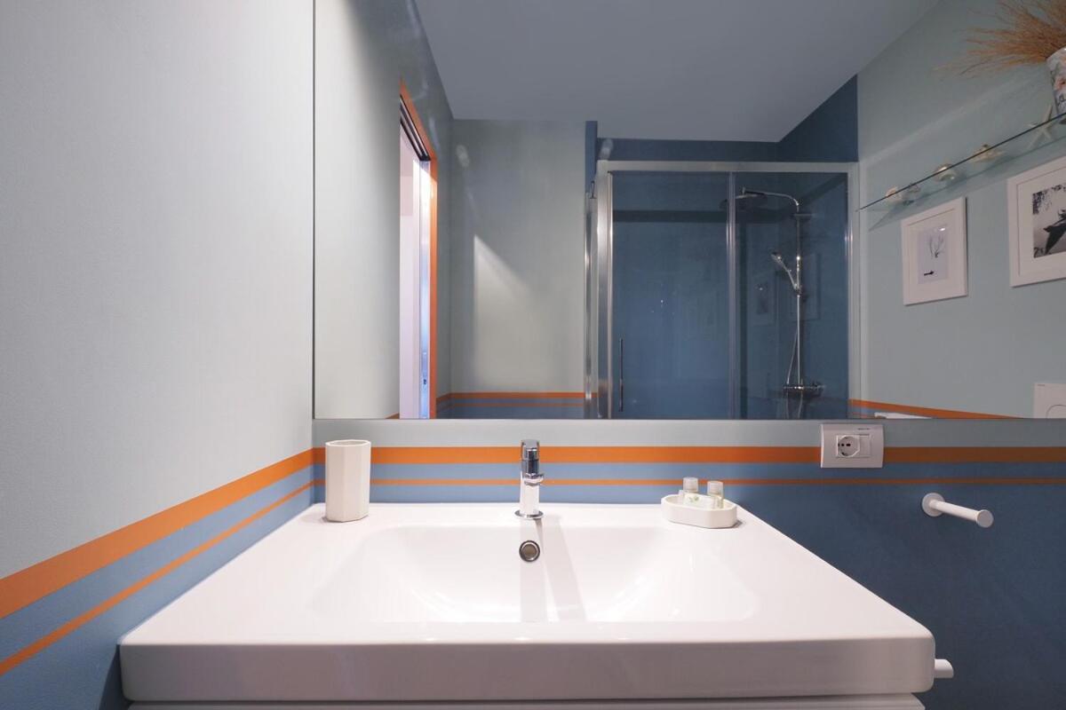Quiet One Bedroom Near Tortona District Milano