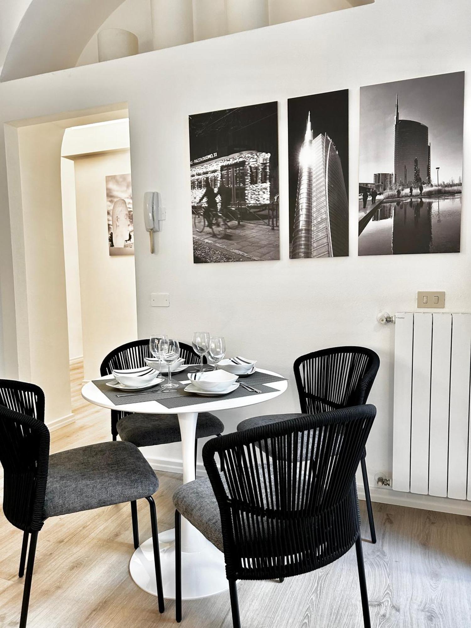 Casa Verga - Exclusive Haven Of Style And Elegance In Moscova Appartamento