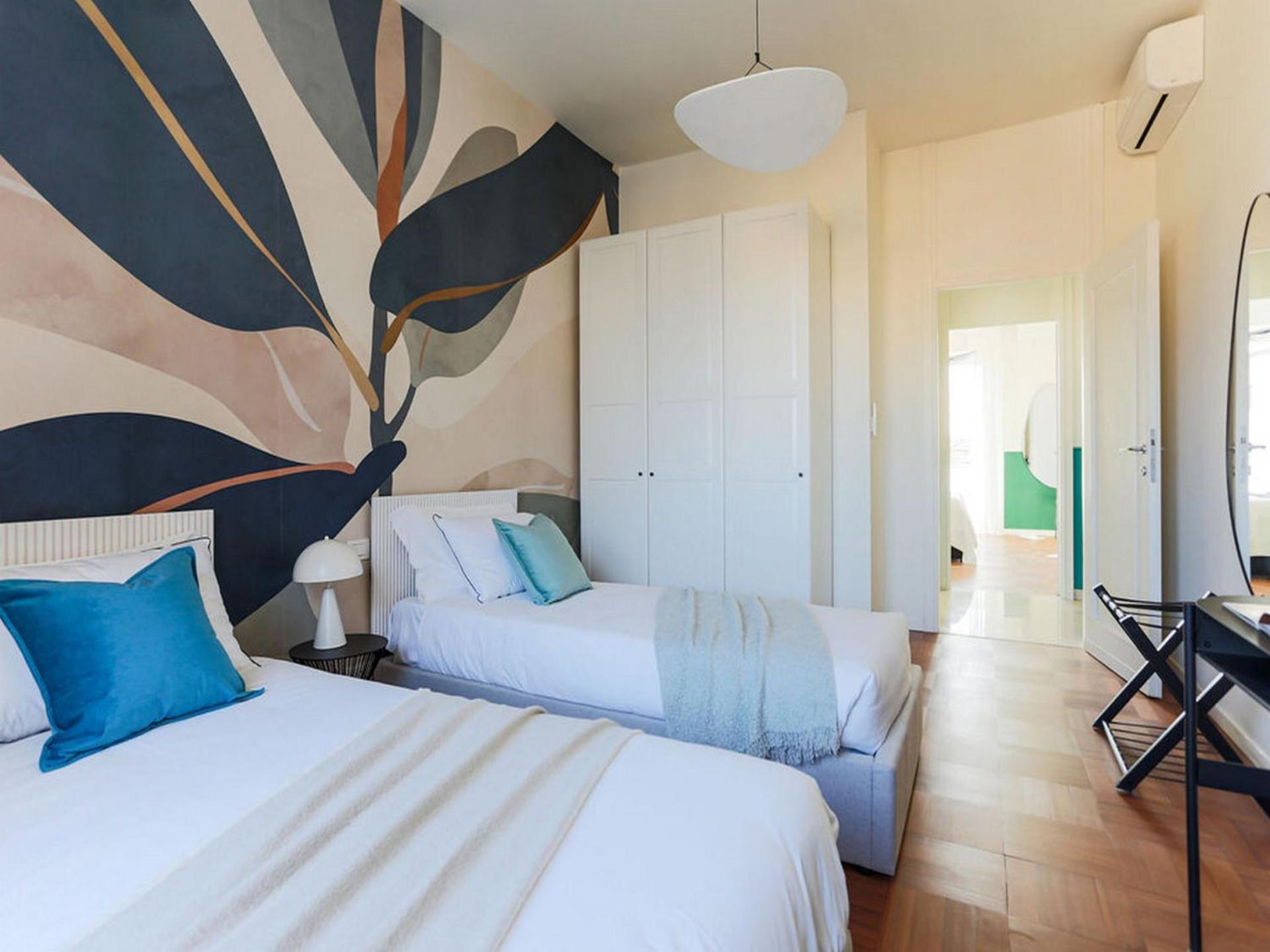 The Rent - Wonderful Multi-bedroom In The Area Colonne Di San Lorenzo *
