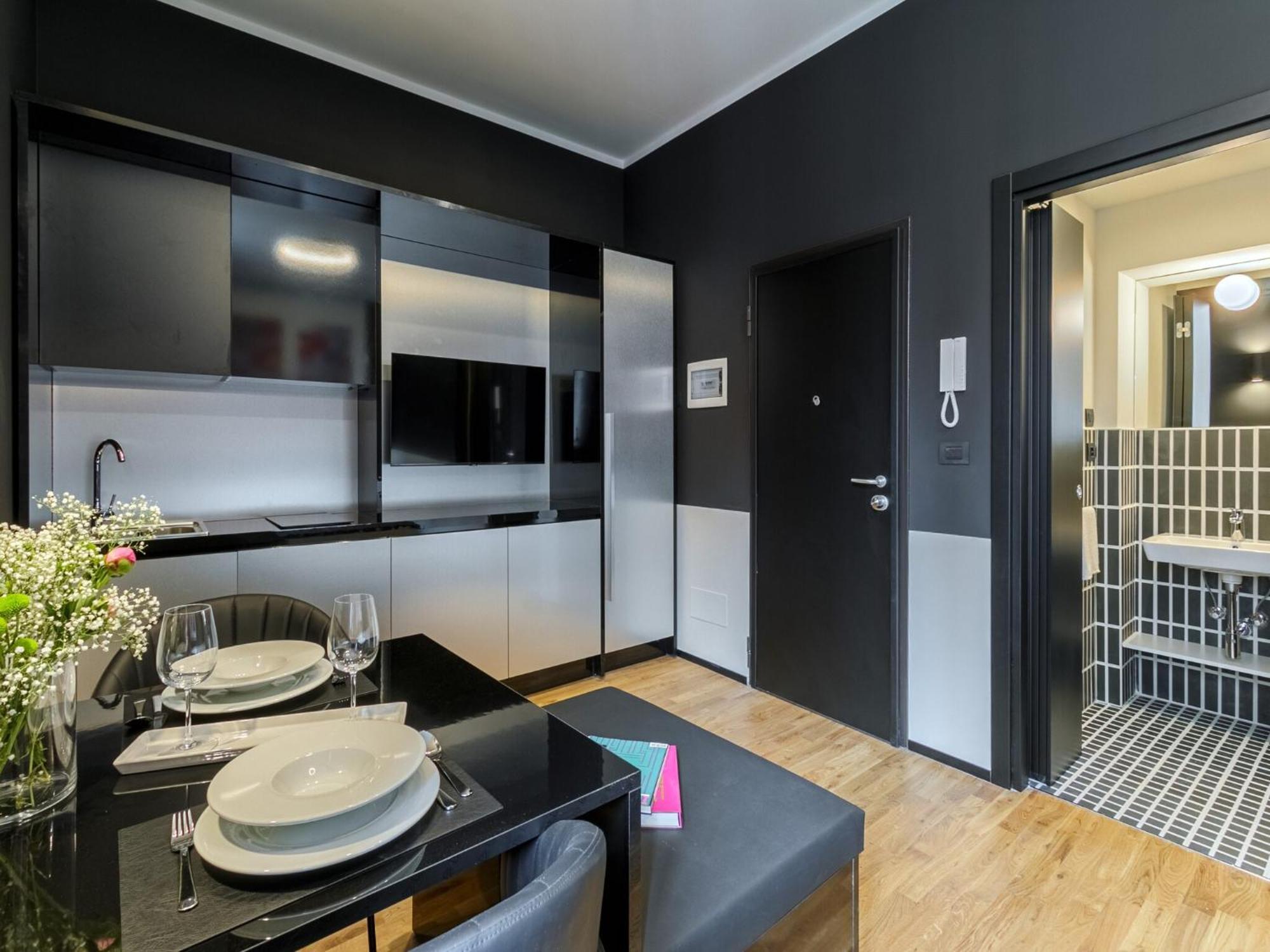 Quantum 7 Quantum * Milano