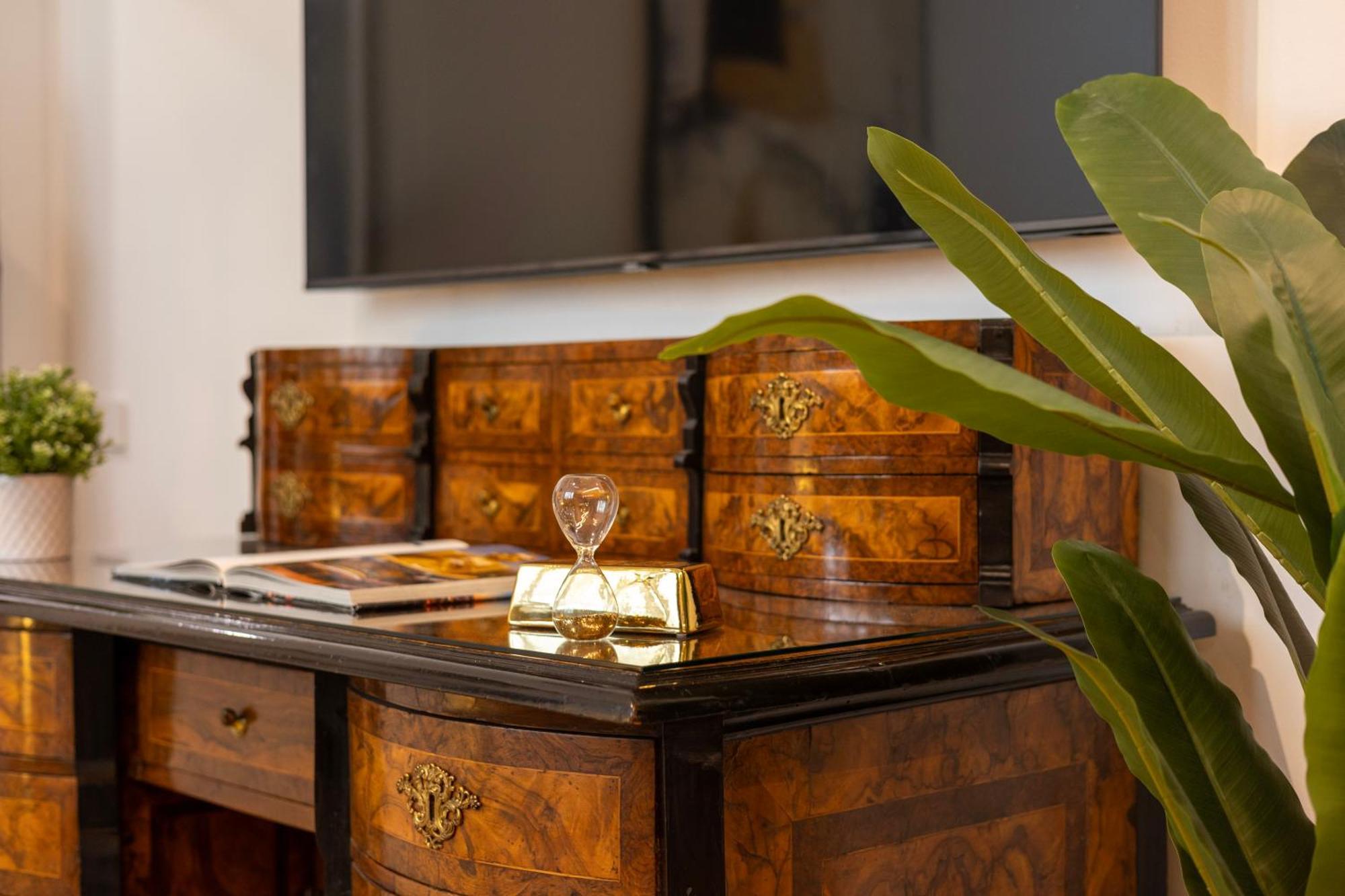 The Golden Retreat - San Babila Duomo * Milano