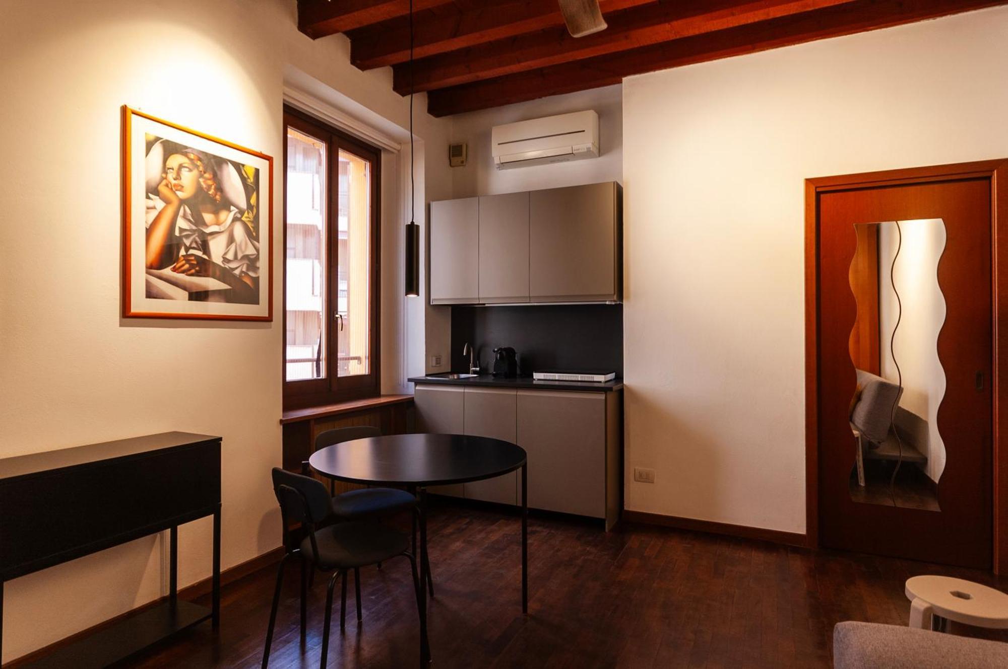 Youhosty - Anfiteatro 12 Milano