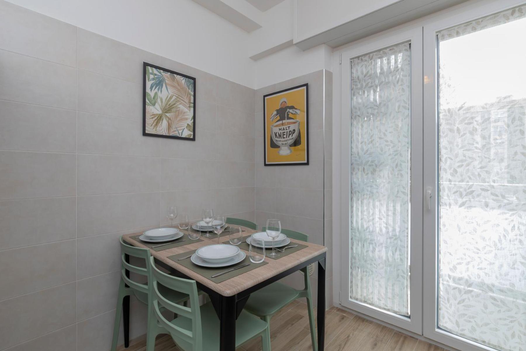 Metro Line 1 Free Parking Apartment Milan