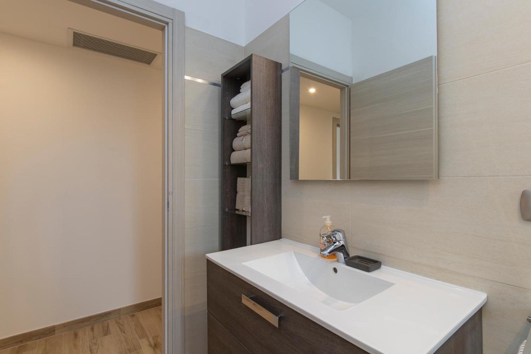 Apartment Metro Line 1 Free Parking *