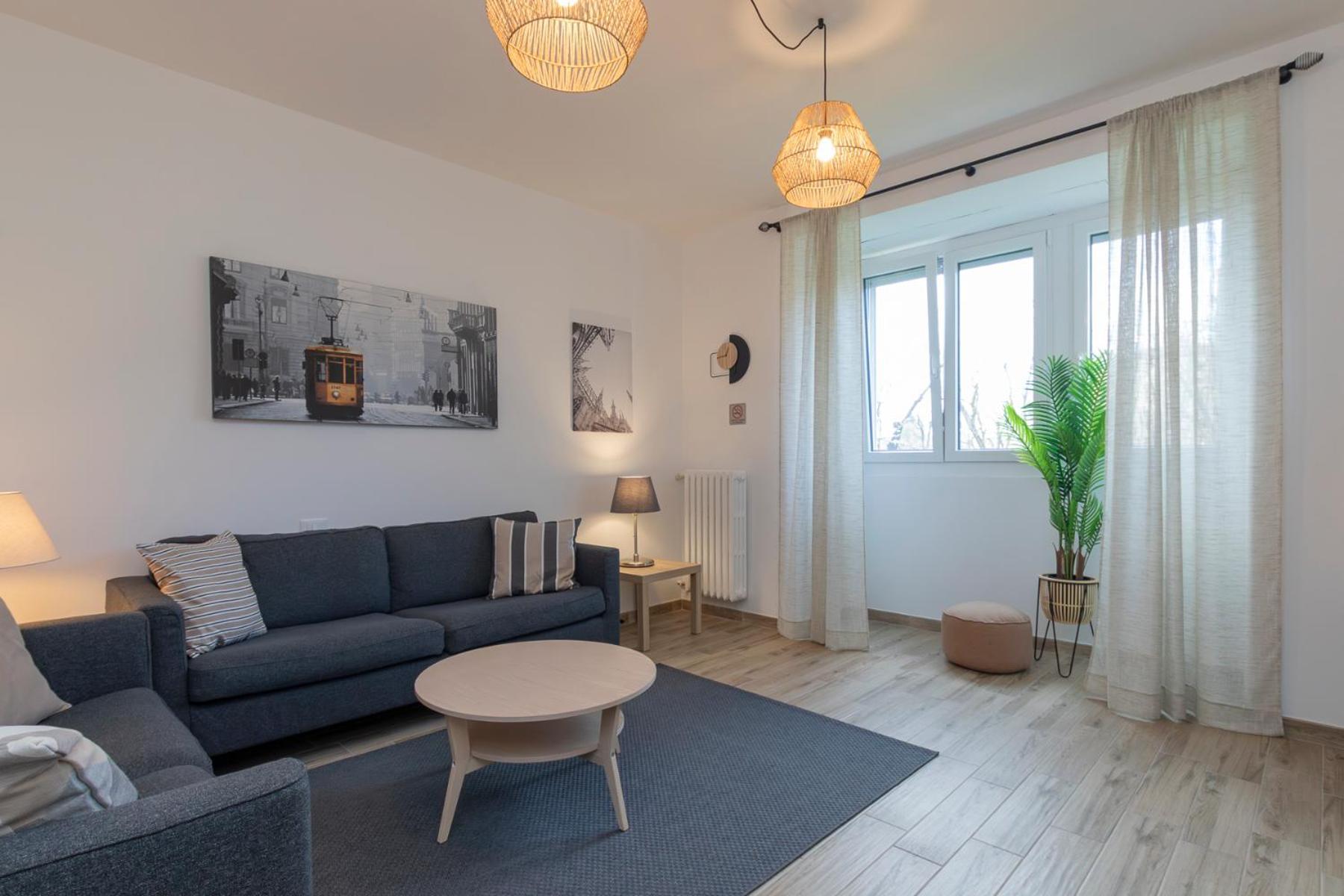 Metro Line 1 Free Parking Apartment Milan