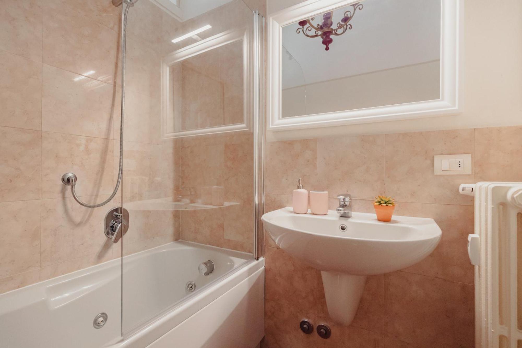 Gohost - Quiet, Bright & Stylish Flat In The Heart Of Lejlighed Milano
