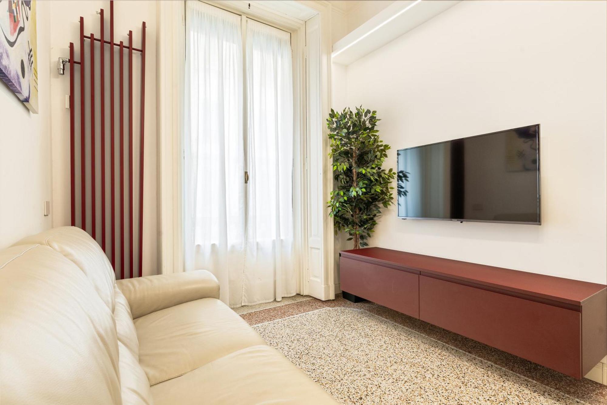 Appartamento Majno - Your From Milano